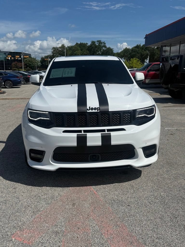 Used 2021 Jeep Grand Cherokee SRT w/ Trailer Tow Group IV AWD/4WD image 2