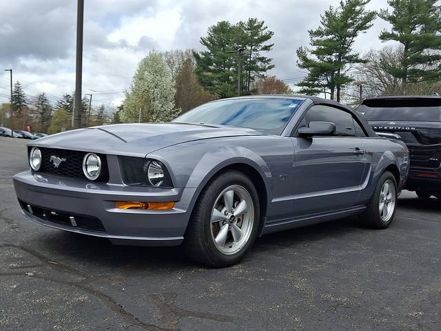 Used 2007 Ford Mustang GT image 2