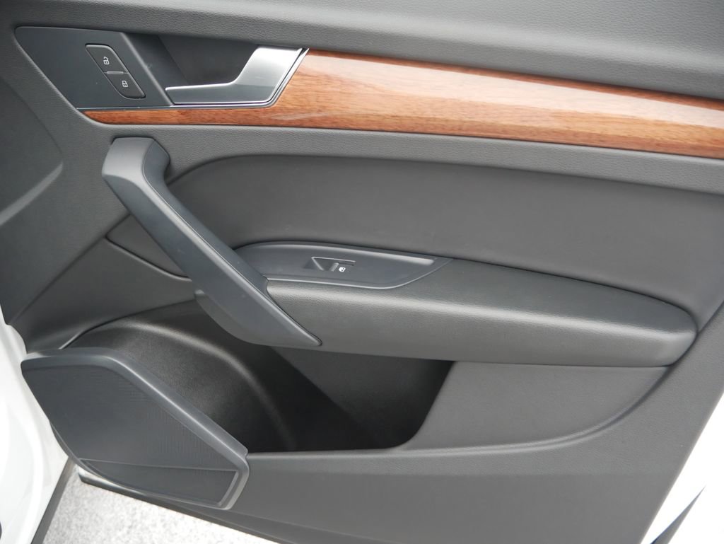 Certified 2023 Audi Q5 2.0T Premium w/ Convenience Package image 28