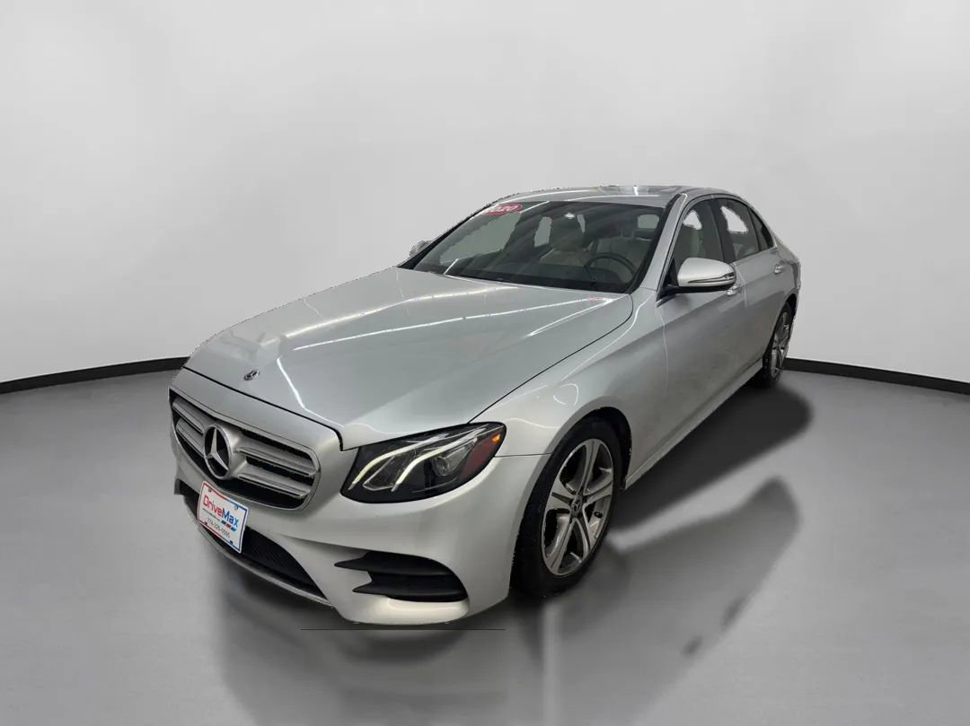 Used 2020 Mercedes-Benz E 350 Sedan image 4