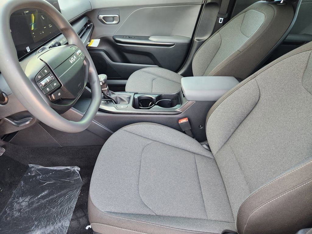 New 2026 Kia K4 FWD image 9