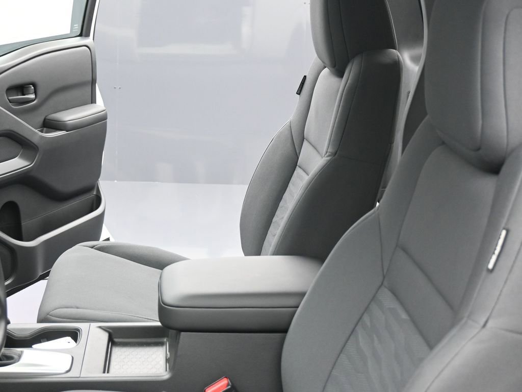 New 2026 Nissan Frontier S image 17