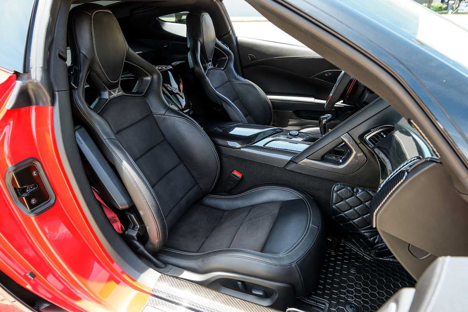 Used 2019 Chevrolet Corvette Grand Sport w/ Grand Sport Heritage Package RWD image 35