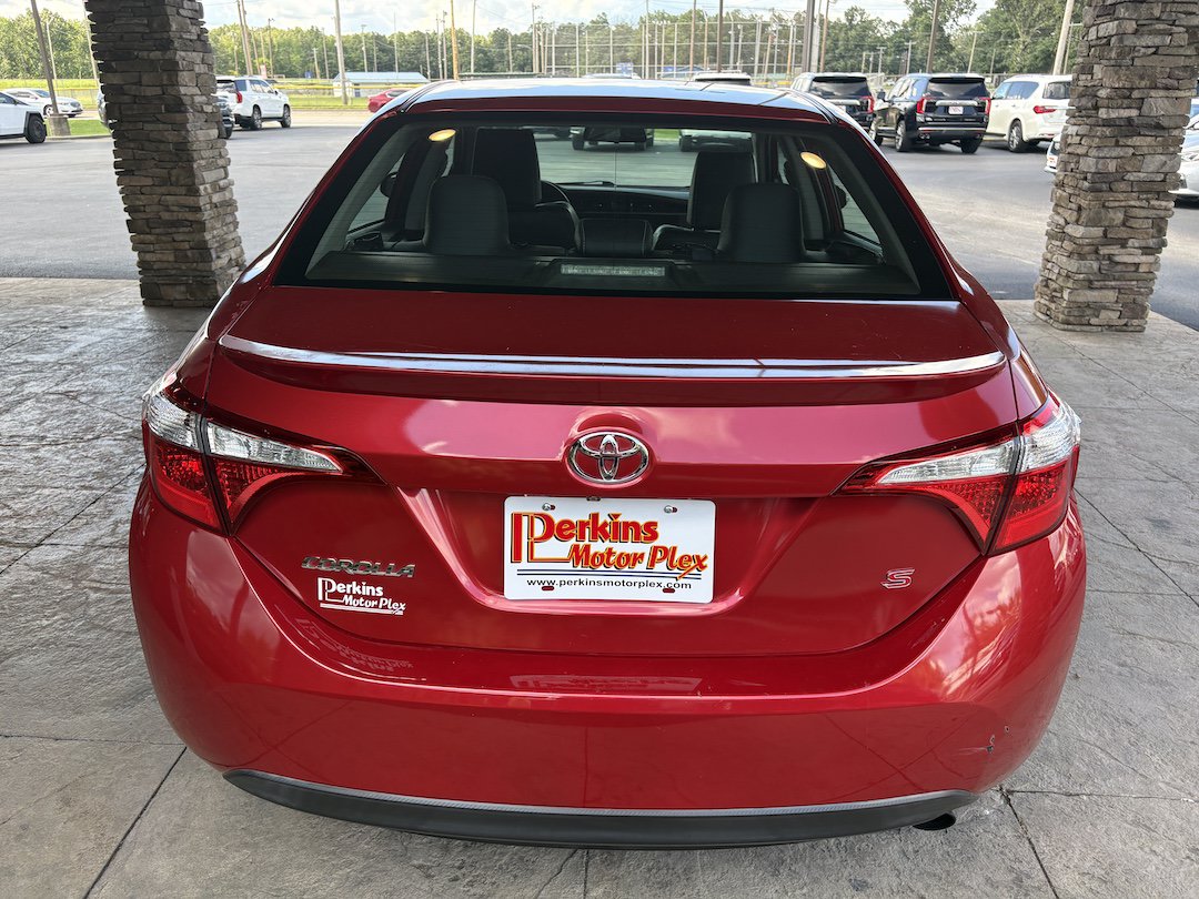 Used 2015 Toyota Corolla S FWD image 7