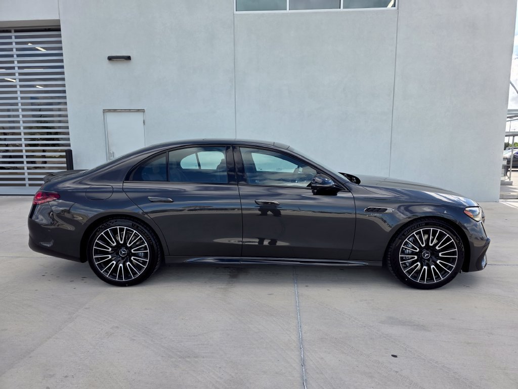 New 2026 Mercedes-Benz E 53 AMG e 4MATIC Sedan image 8