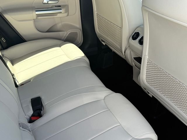 New 2026 Mercedes-Benz GLA 250 4MATIC image 25