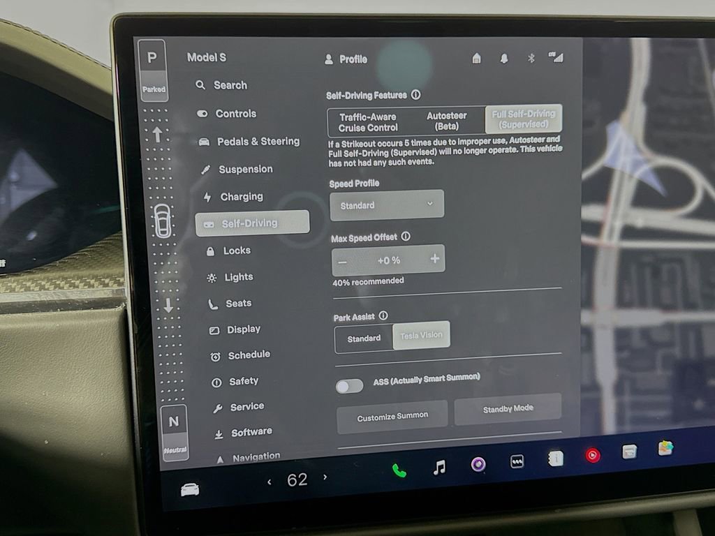 Used 2021 Tesla Model S Plaid image 18