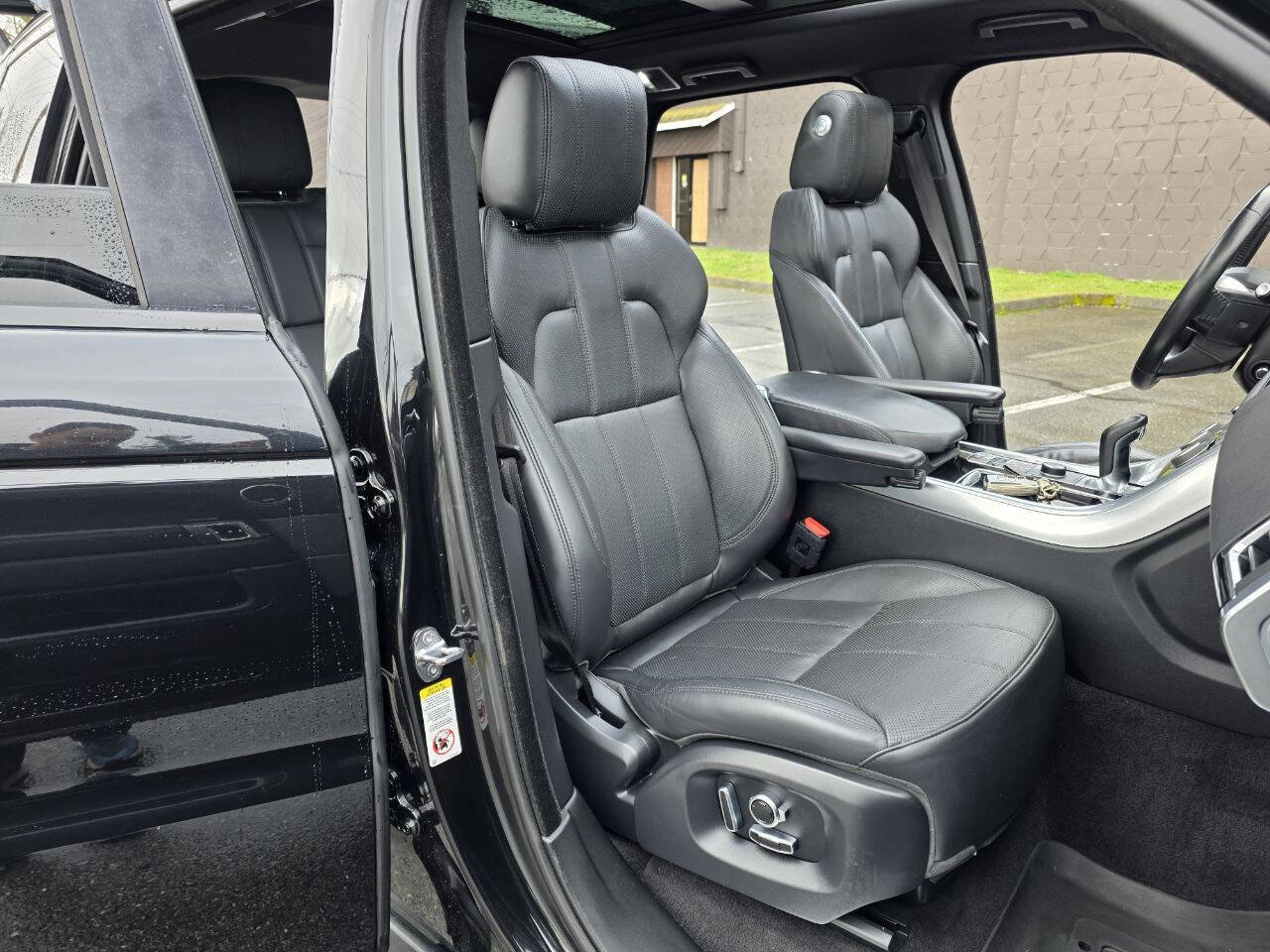 Used 2017 Land Rover Range Rover Sport HSE AWD/4WD image 63