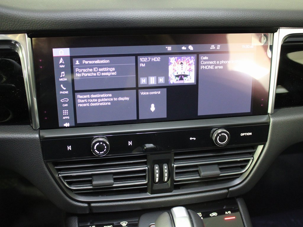 New 2026 Porsche Macan image 26