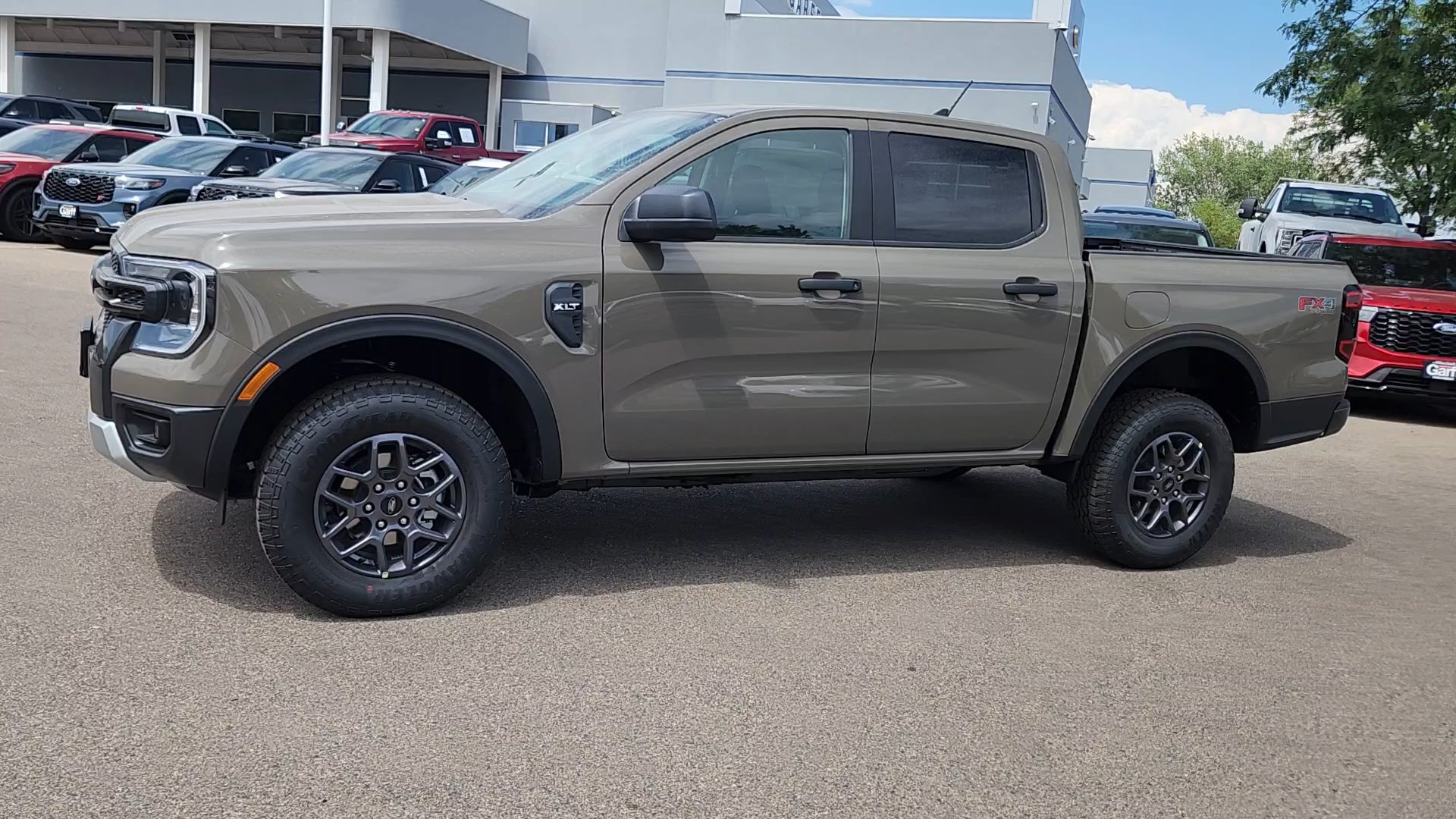 New 2026 Ford Ranger XLT w/ Equipment Group 301A High AWD/4WD image 4