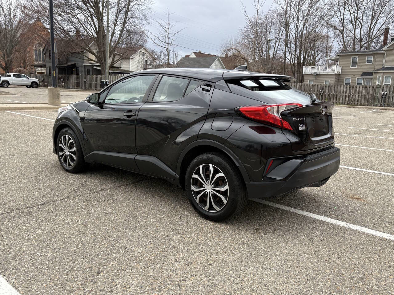 Used 2019 Toyota C-HR LE image 13