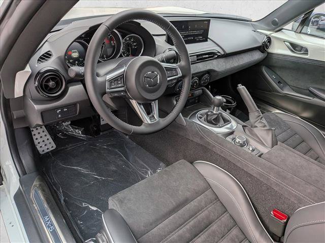 New 2026 MAZDA MX-5 Miata RF Club w/ Interior Package RWD image 3