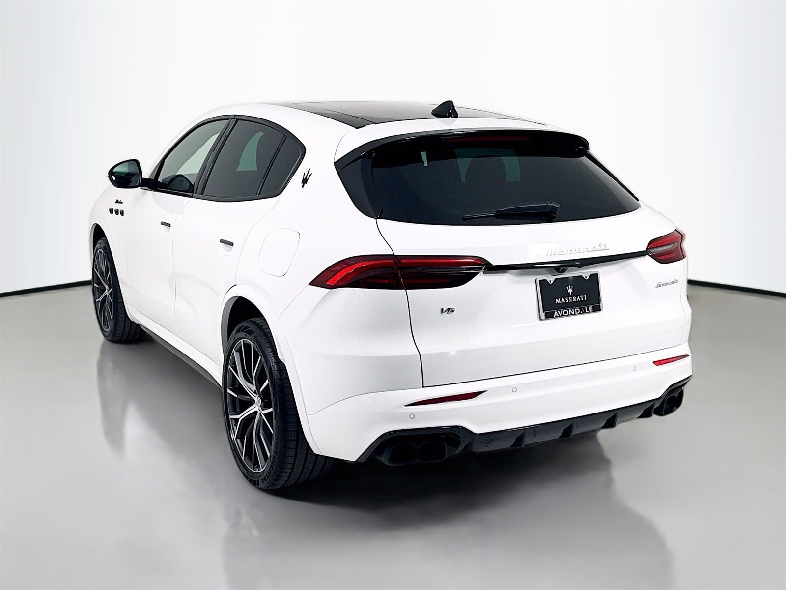 New 2026 Maserati Grecale Modena image 6