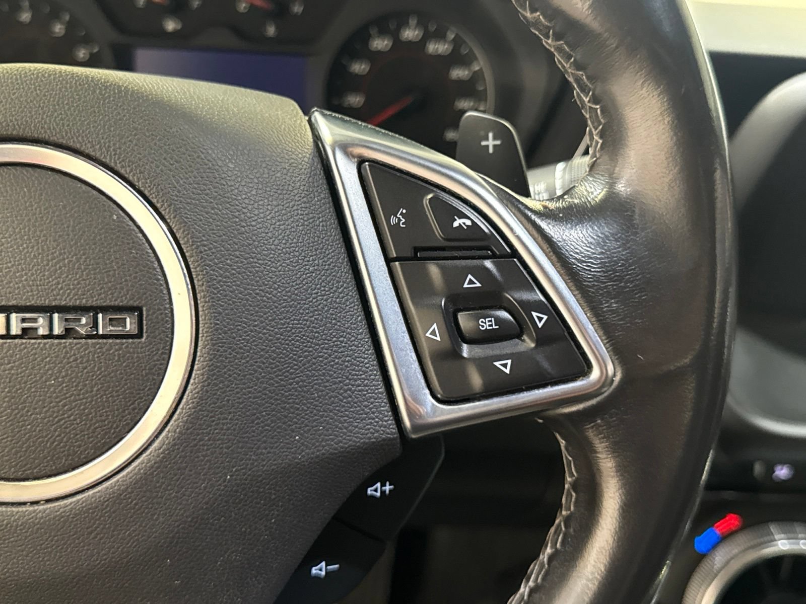 Used 2019 Chevrolet Camaro LT RWD image 23