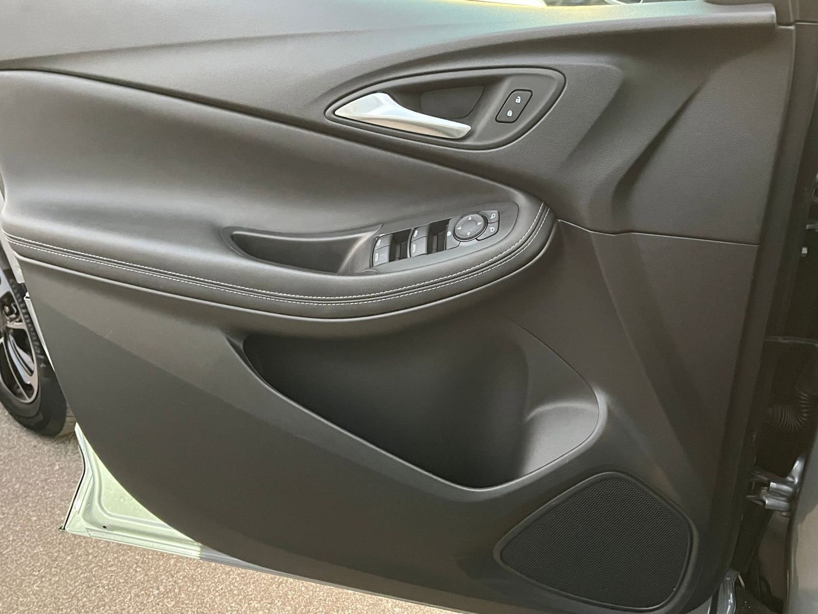 Used 2025 Buick Encore GX Preferred image 20