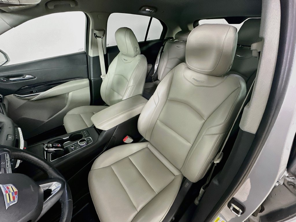 Used 2020 Cadillac XT4 Luxury FWD image 24