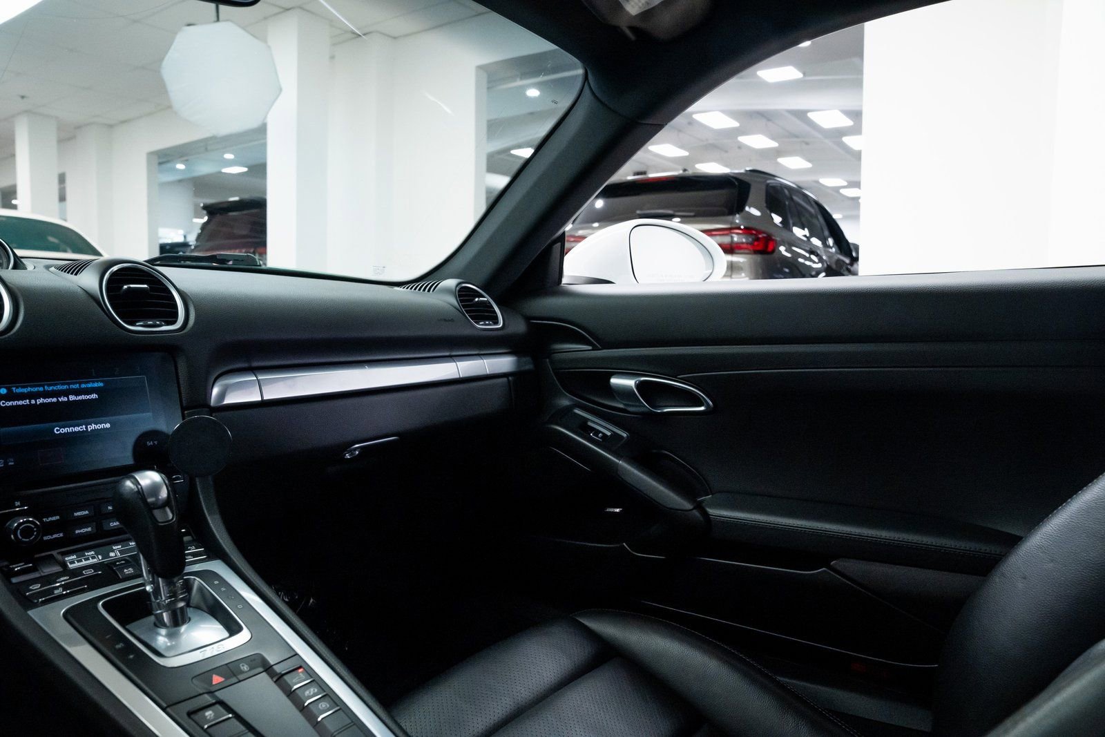 Used 2018 Porsche 718 Cayman S image 11