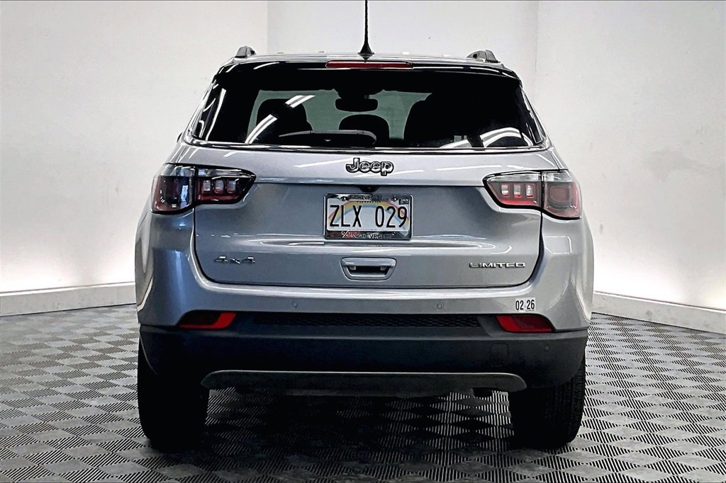 Used 2024 Jeep Compass Limited image 3