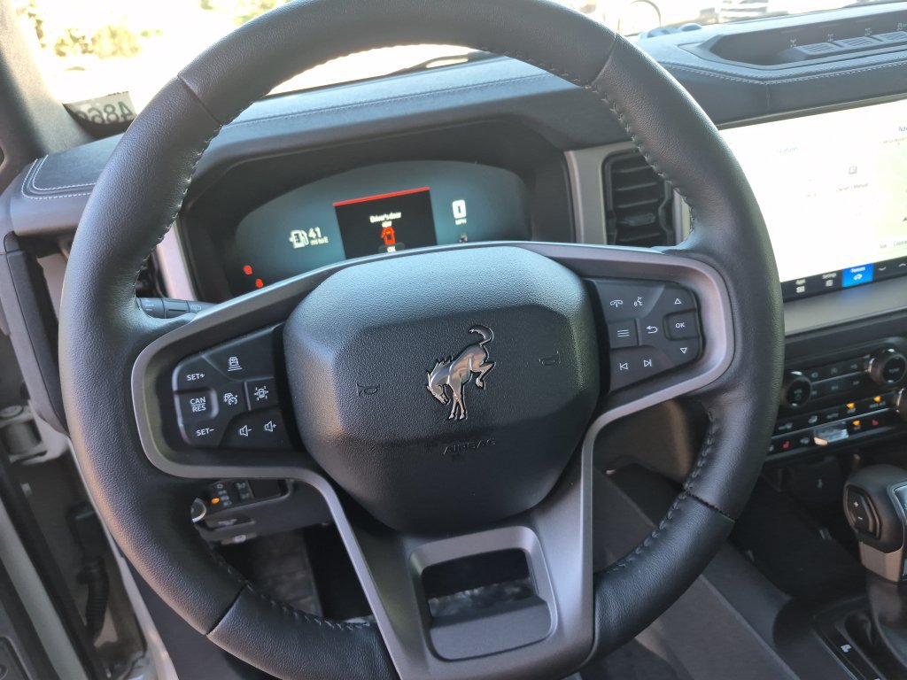 New 2026 Ford Bronco Outer Banks w/ Sasquatch Package AWD/4WD image 13