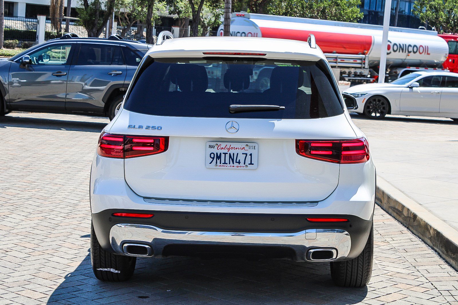Used 2024 Mercedes-Benz GLB 250 image 8