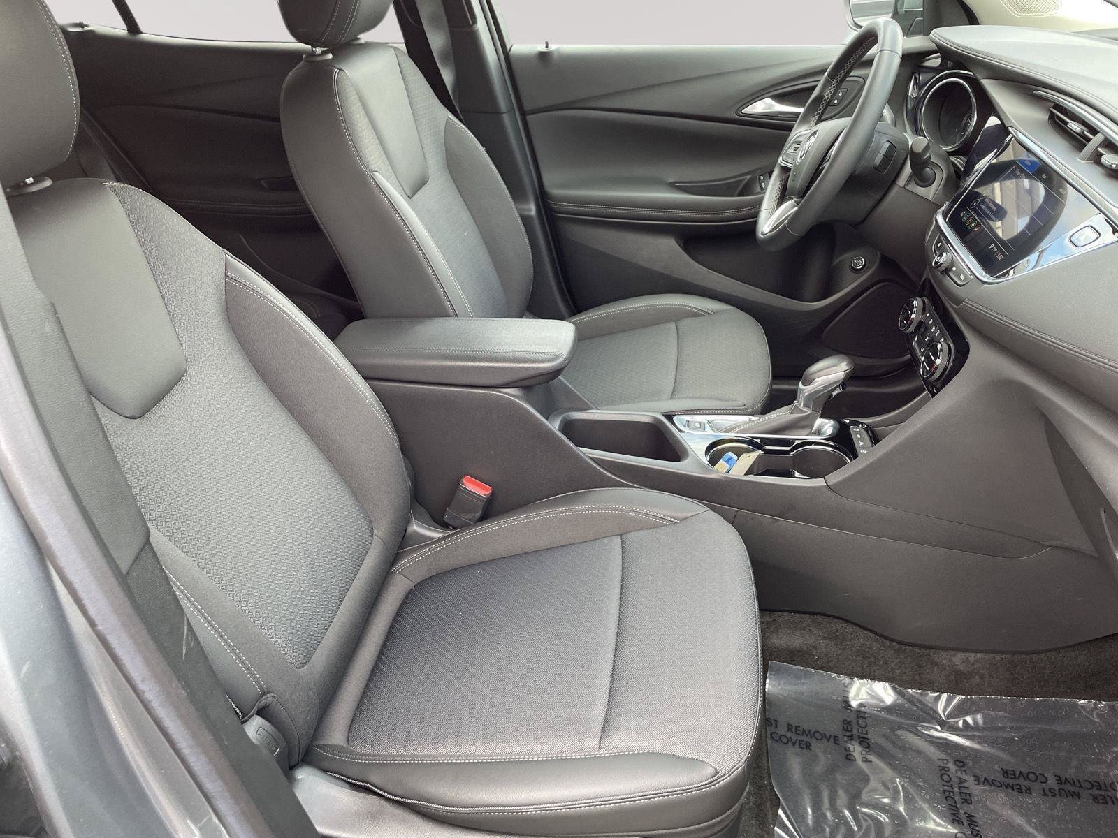 Used 2023 Buick Encore GX Select w/ Sport Touring Package AWD/4WD image 27