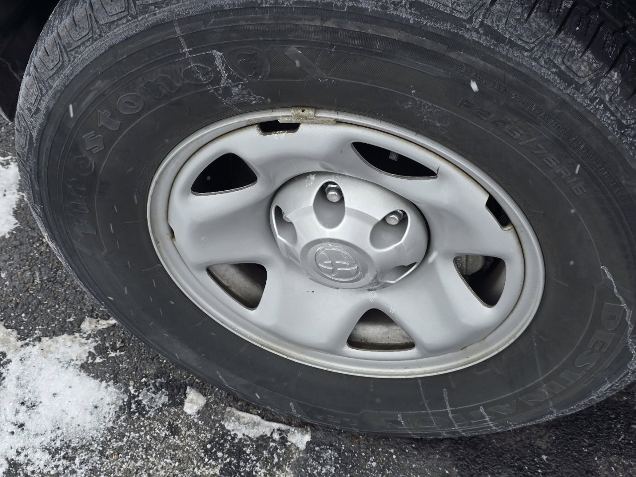 Used 2023 Toyota Tacoma SR image 13