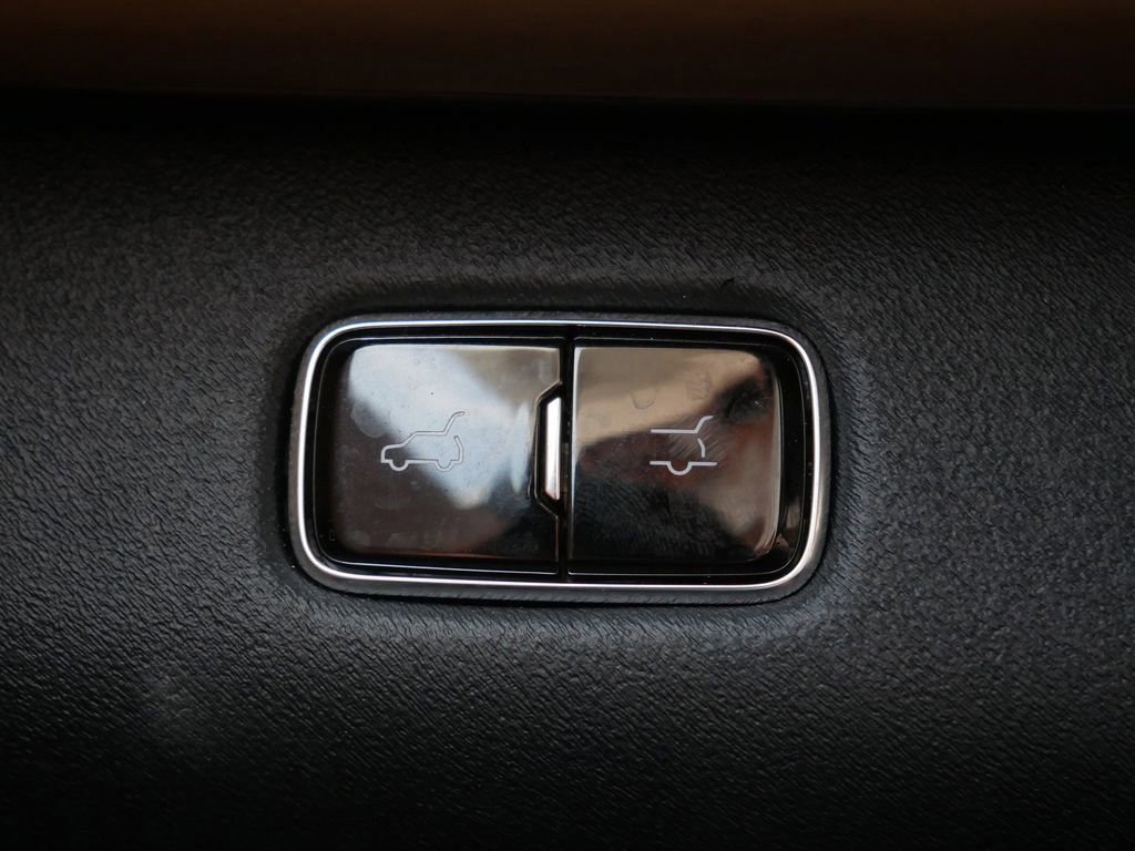 Used 2025 Lincoln Navigator Black Label image 20