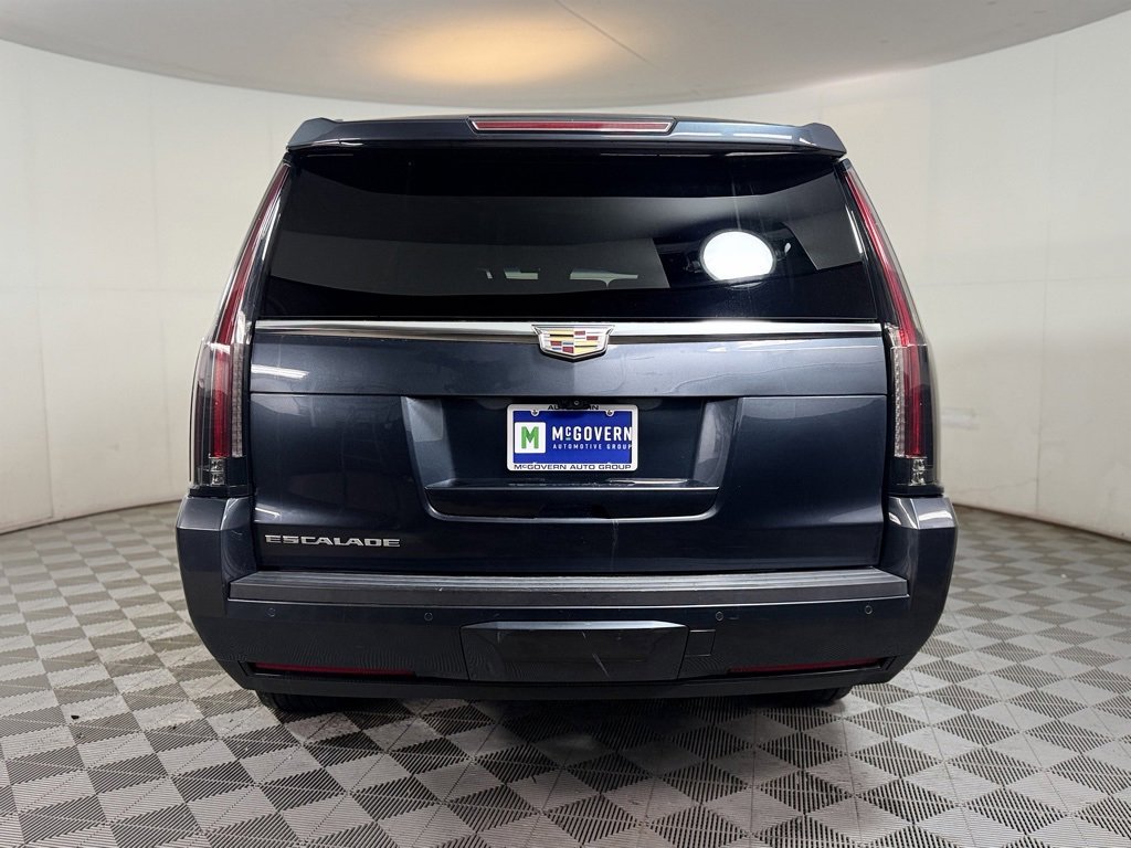Used 2019 Cadillac Escalade ESV Platinum image 5