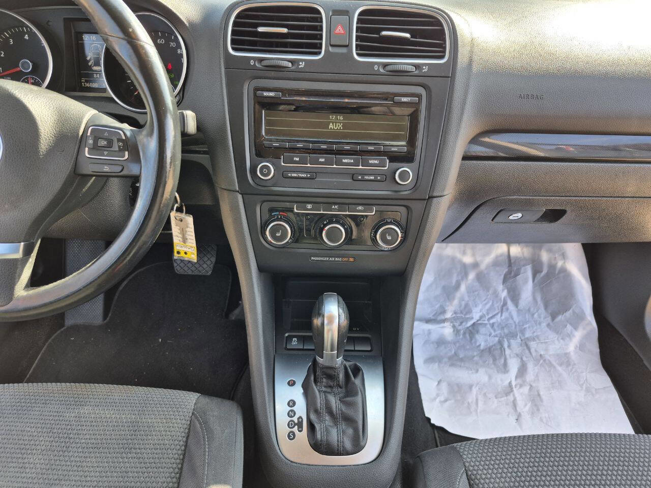 Used 2013 Volkswagen Jetta S image 24