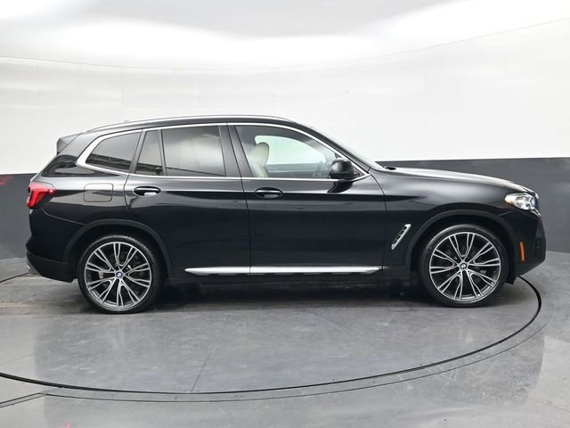 Used 2023 BMW X3 sDrive30i w/ Premium Package image 3