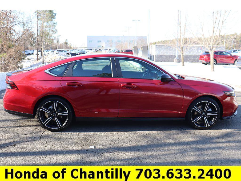 Used 2023 Honda Accord Sport image 8