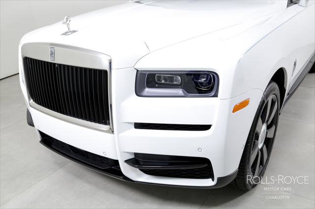 Certified 2023 Rolls-Royce Cullinan w/ Cullinan Package AWD/4WD image 45