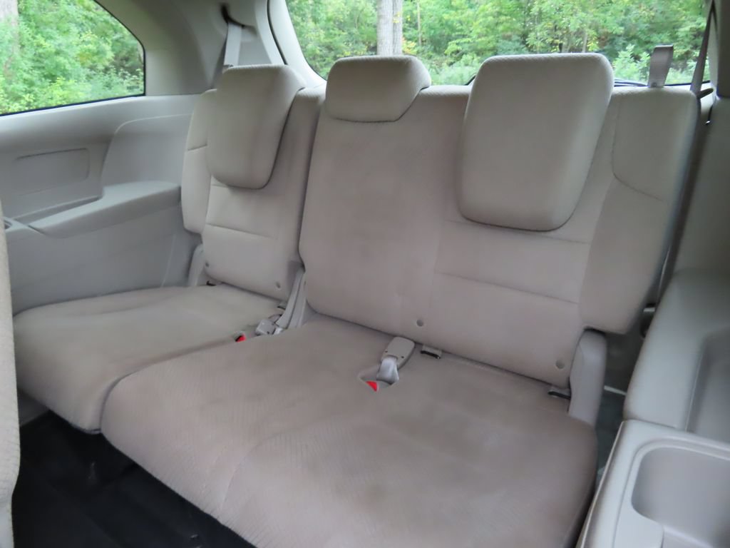Used 2016 Honda Odyssey SE image 25