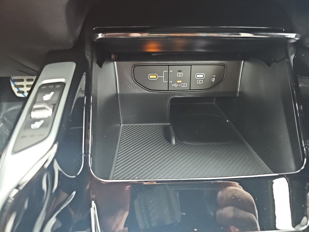 New 2026 Kia Sorento SX Prestige image 17