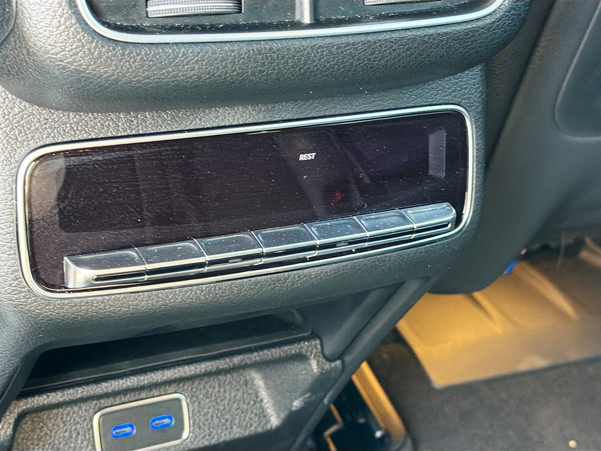 Used 2025 Mercedes-Benz GLS 450 4MATIC w/ AMG Line Exterior image 21