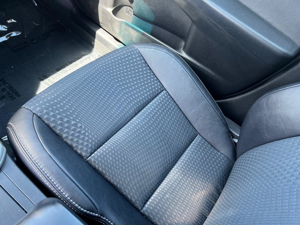 Used 2013 Toyota Camry SE FWD image 28