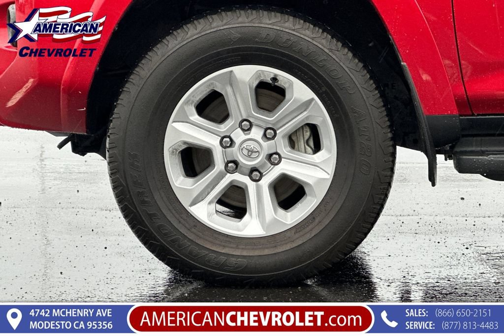 Used 2024 Toyota 4Runner SR5 Premium AWD/4WD image 38