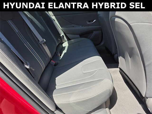 Used 2025 Hyundai Elantra SEL image 13
