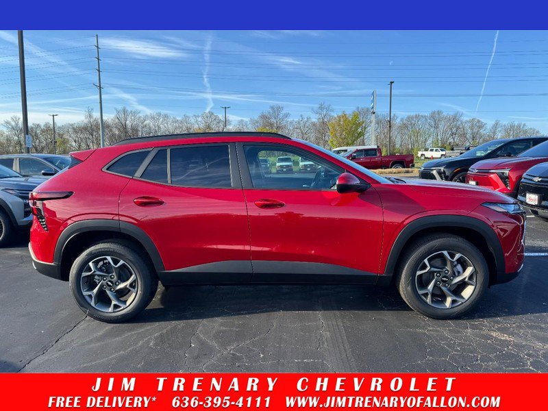 New 2026 Chevrolet Trax LT image 1