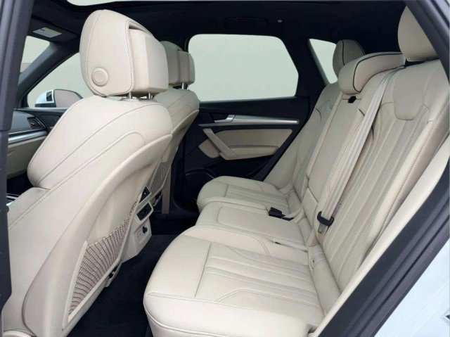 Certified 2025 Audi Q5 2.0T Premium w/ Convenience Plus Package AWD/4WD image 24