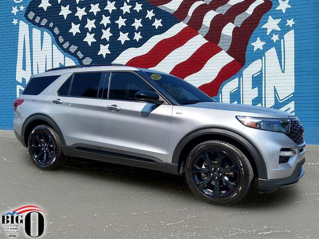 Used 2023 Ford Explorer ST-Line w/ Class IV Trailer Tow Package RWD image 16
