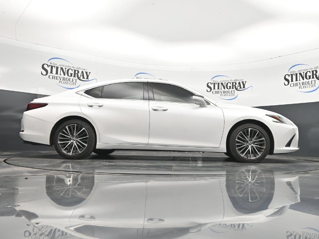 Used 2024 Lexus ES 350 w/ Premium Package FWD image 33