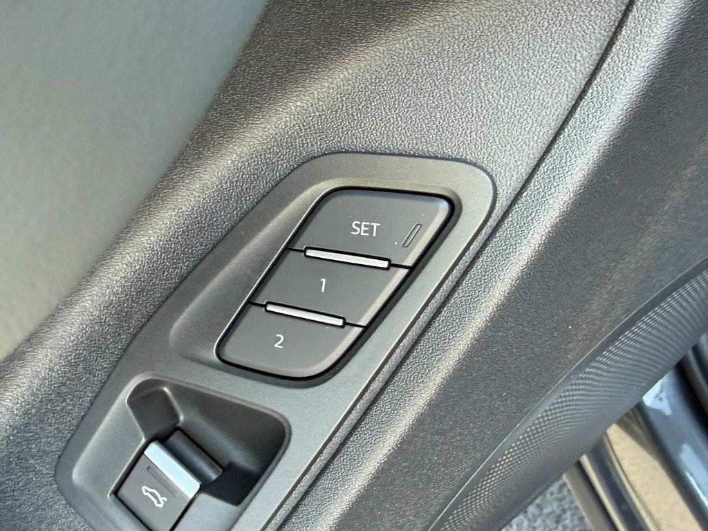 New 2026 Audi Q3 quattro 2.0T AWD/4WD image 13