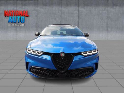Used 2024 Alfa Romeo Tonale Veloce AWD/4WD image 3