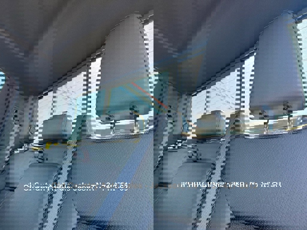 Used 2025 Chevrolet Silverado 2500 High Country w/ Midnight Edition image 34