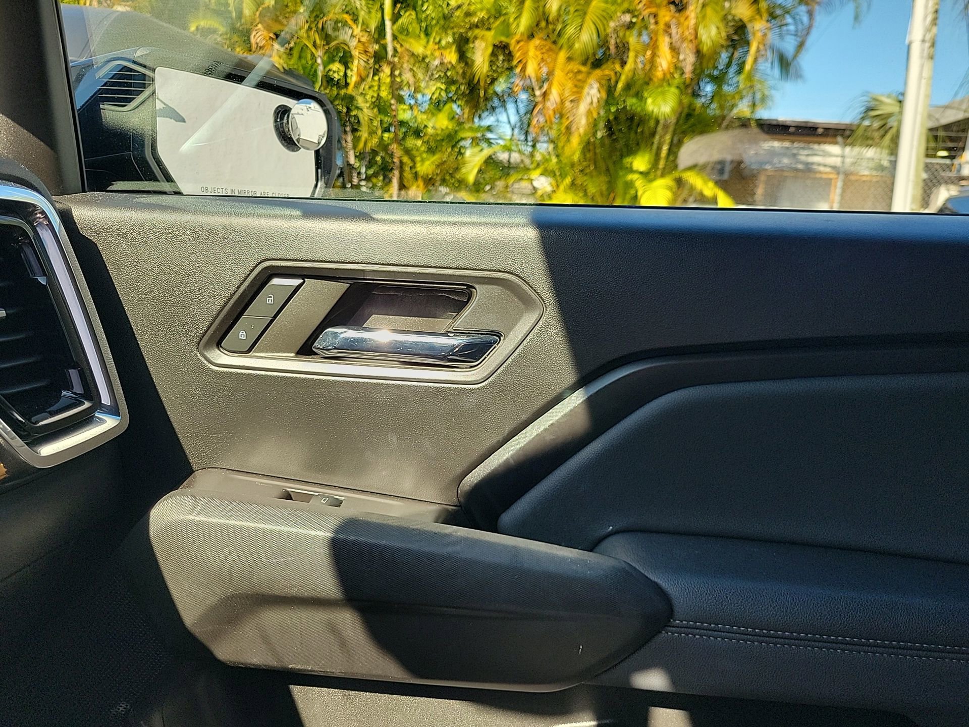 Used 2024 GMC Canyon Elevation image 32