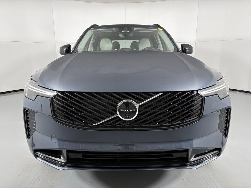 New 2026 Volvo XC90 T8 Ultra w/ Protection Package image 3