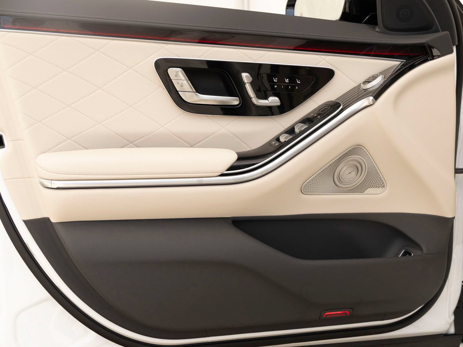 New 2026 Mercedes-Benz S 580 4MATIC Sedan image 12