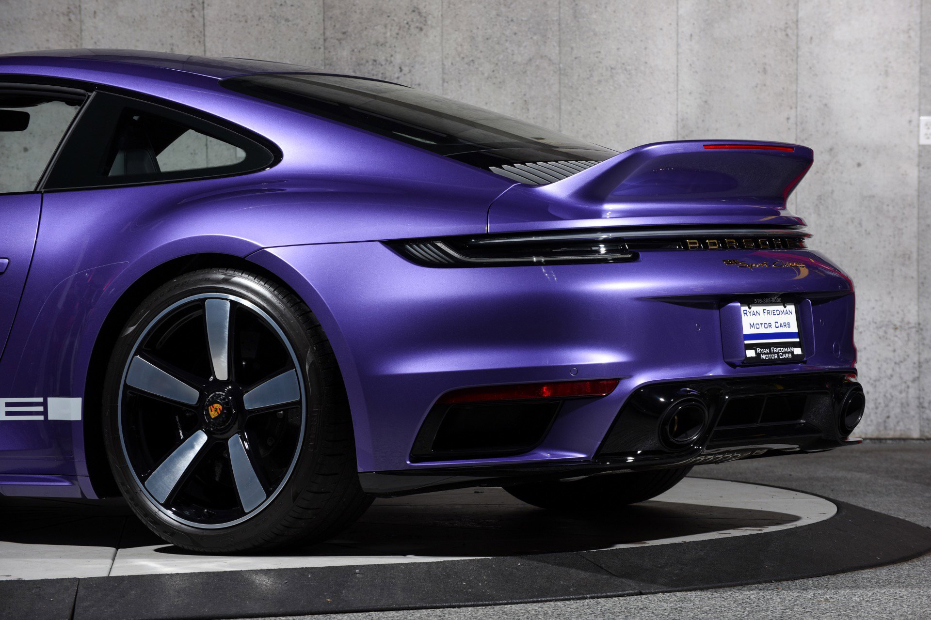 Used 2023 Porsche 911 Sport Classic image 11