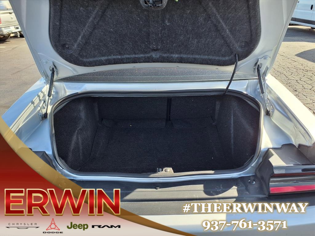 Certified 2022 Dodge Challenger R/T image 11